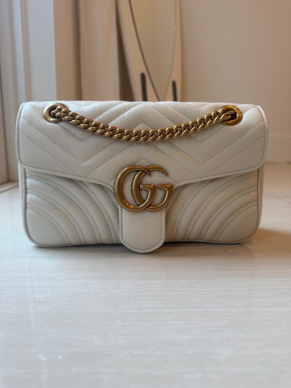 Gucci White GG Marmont Matelasse Flap Shoulder Bag